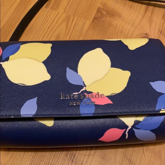 Kate Spade CrossBody - Picture 2 of 6